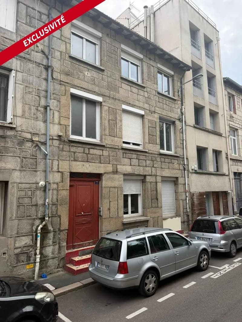 Immeuble de 263 m2 elevée sur deux niveaux - Photo 1