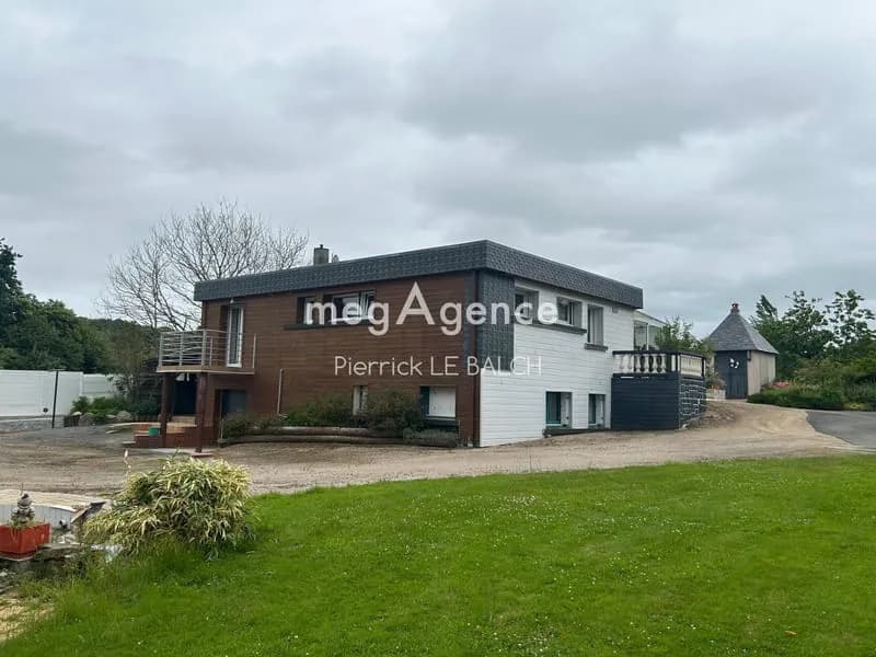 Ensemble immobilier avec deux habitations et grand atelier à Ploubezre - Photo 1