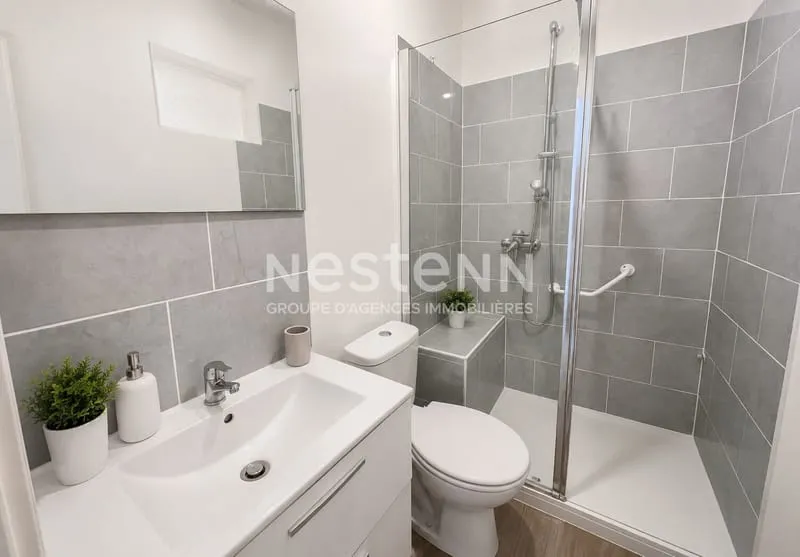SAINT RAPHAEL - IMMEUBLE DE RAPPORT - 150 m² - 4 Lots loués - Photo 1