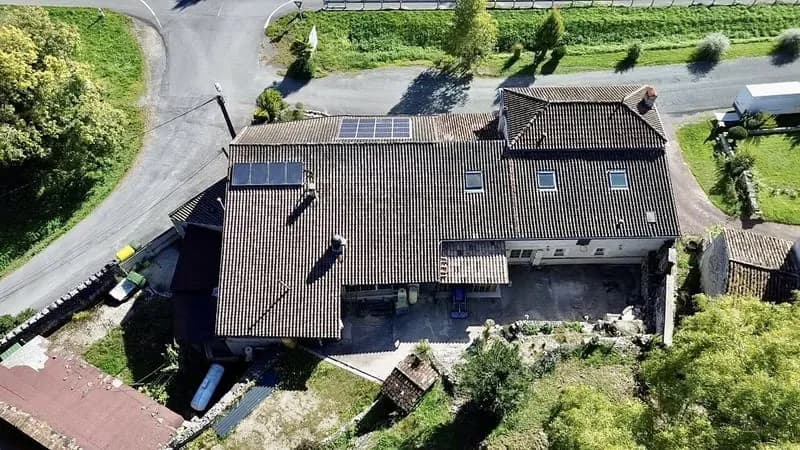 OPPORTUNITÉ HÔTELLERIE DE CARACTÈRE - Ensemble immobilier r - Photo 1