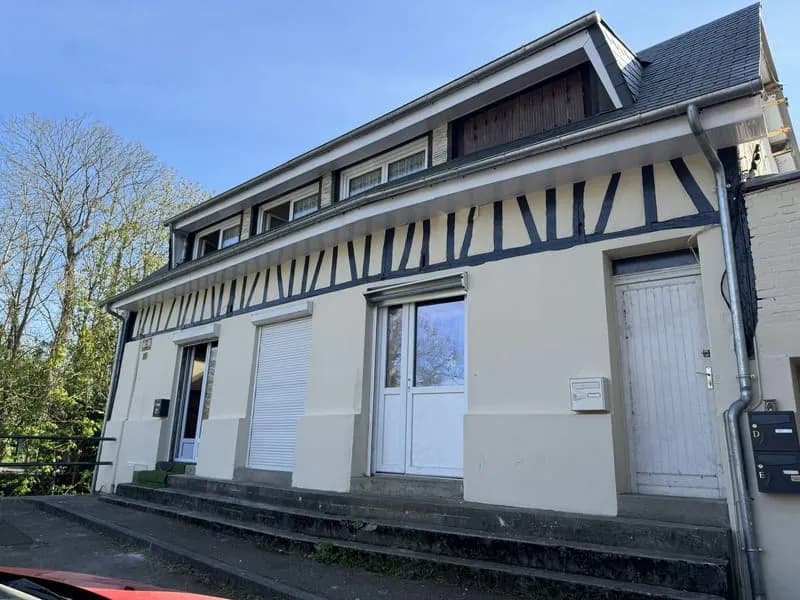 Ensemble immobilier composé de 3 appartements loués - Photo 1