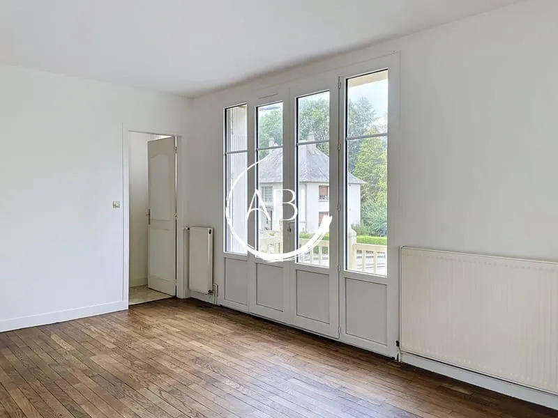 Immeuble à vendre Bagnoles de l'Orne Normandie - Photo 1