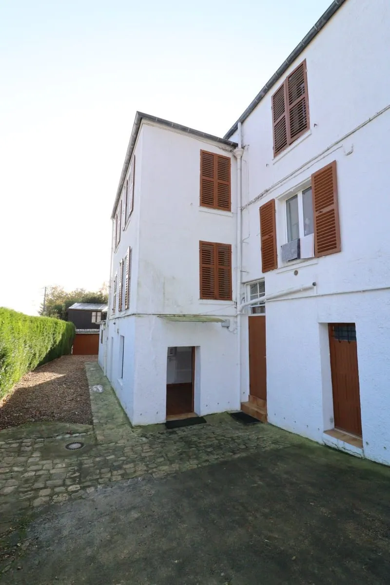 SPECIAL INVESTISSEURS - Photo 1