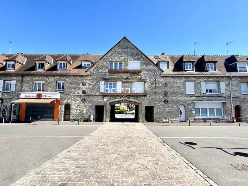 Immeuble avec commerce - Photo 1