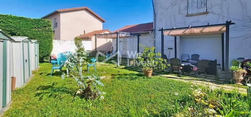 Immeuble de Rapport St Priest Manissieux - Photo 1