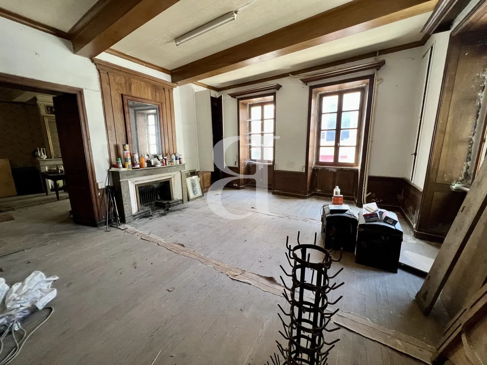 Immeuble à rénover avec possibilité de créer 7 logements à - Photo 1