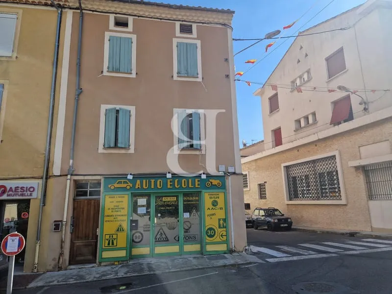 Immeuble à vendre à Nyons - Photo 1