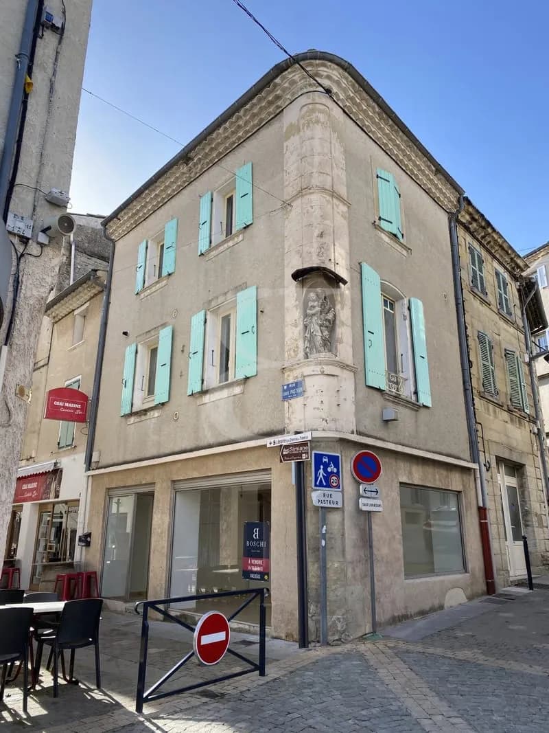 Maison de village avec local et habitation à vendre en exclusiv - Photo 1