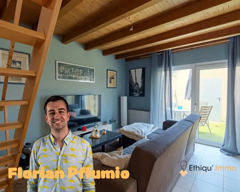 Immeuble 3 appartements + 4 garages - Photo 1