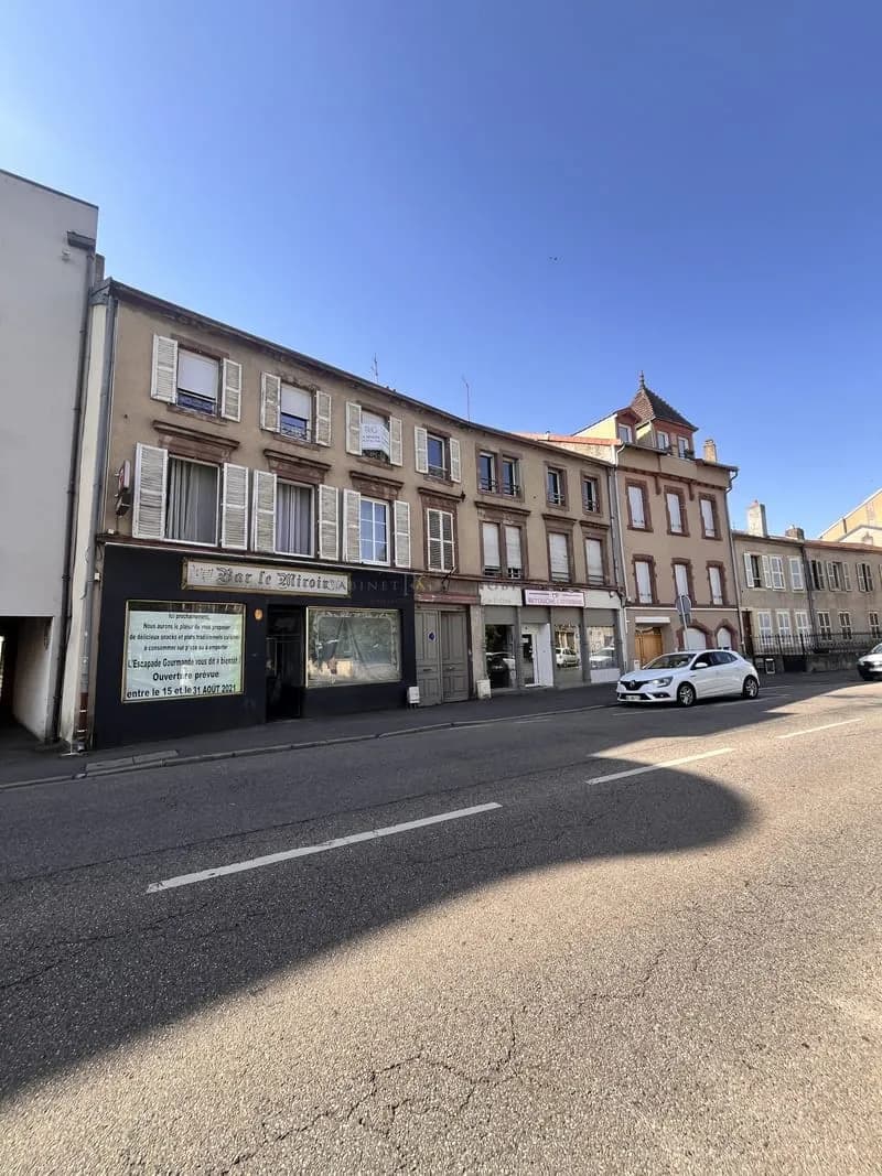 Montigny-lès-Metz - Immeuble de rapport à fort potentiel - - Photo 1