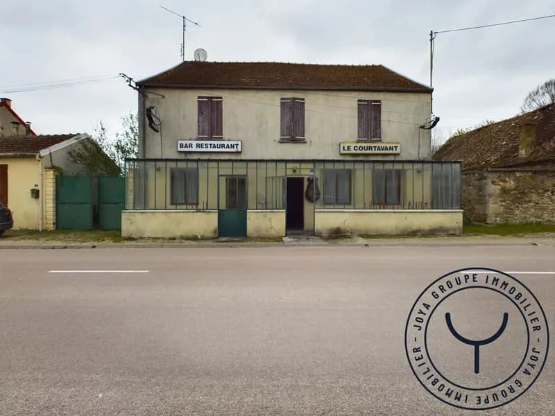 Ensemble immobilier - Photo 1