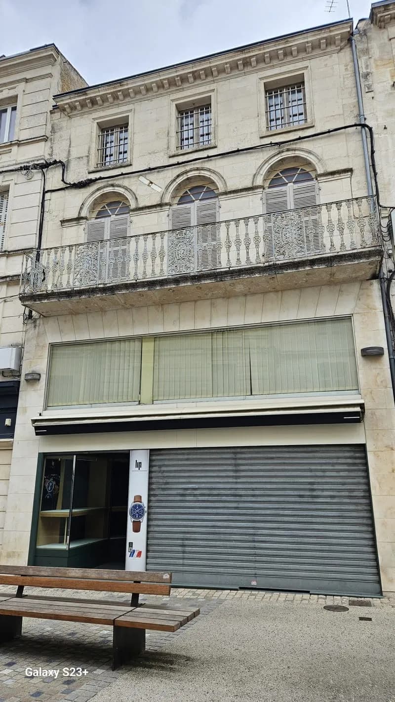 IMMEUBLE - Photo 1