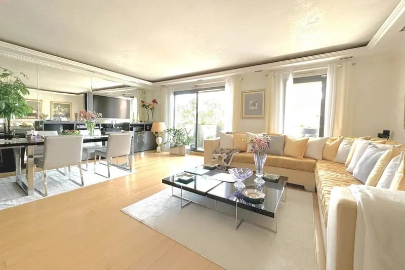 Cote d'Azur, Cannes - Emplacement EXCEPTIONNEL - Immeuble de sta - Photo 1