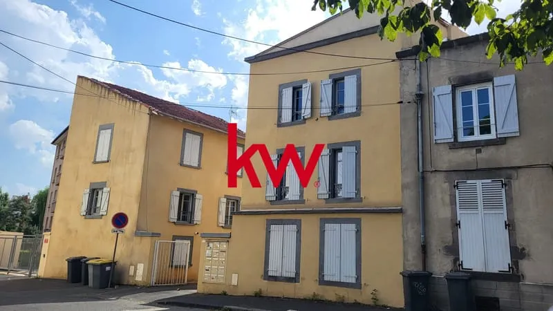 Ensemble immobilier de 3 immeubles - Photo 1