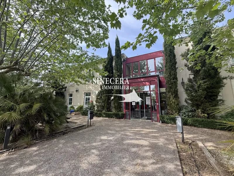 Domaine d'exception en bord de l'Eyre à Salles - Photo 1