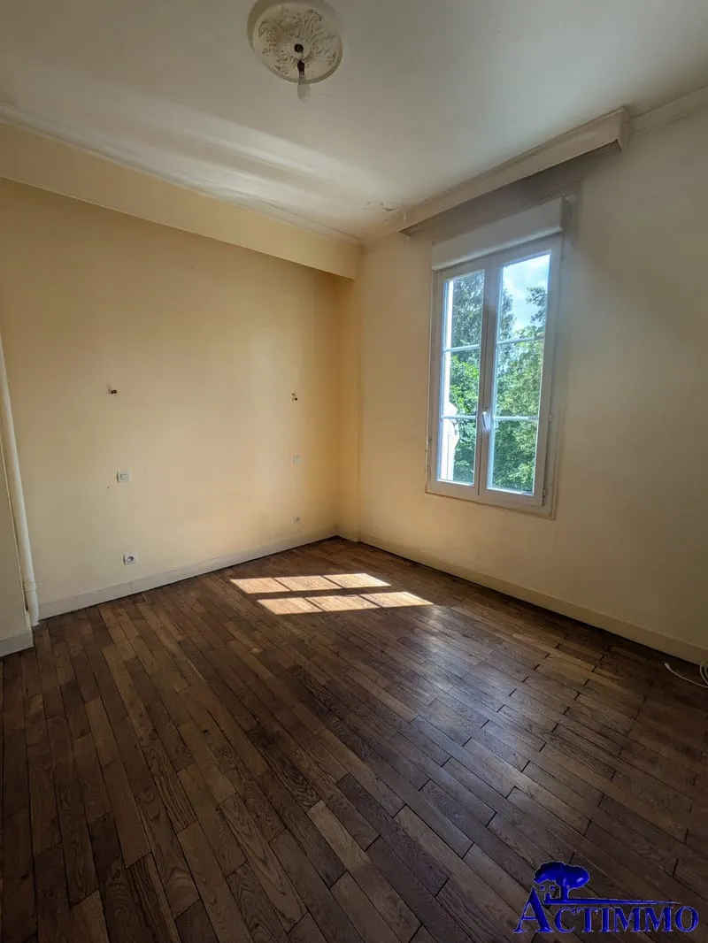 Immeuble de rapport situé sur Migennes - Photo 1