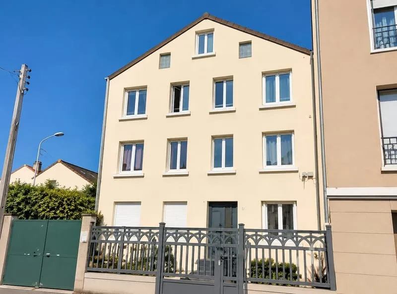 Bois-Colombes - Immeuble de rapport de 168 m² - 7 apparteme - Photo 1