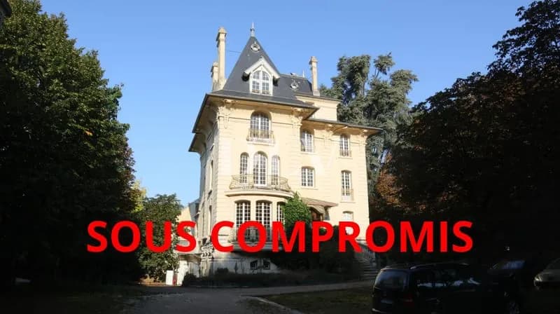 VILLA BAUCIS 2661M² AVEC DEPENDANCE - GARAGES-PARKING SOUS SOL - Photo 1