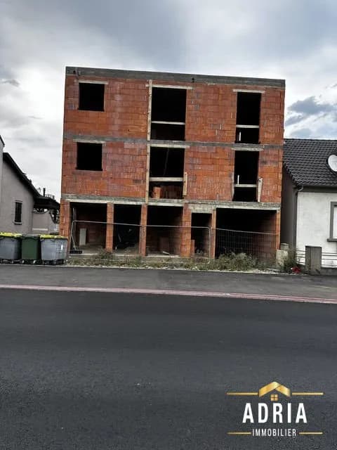 IMMEUBLE EN GROS OEUVRE - OPPORTUNITÉ RARE POUR PROMOTEURS, M - Photo 1