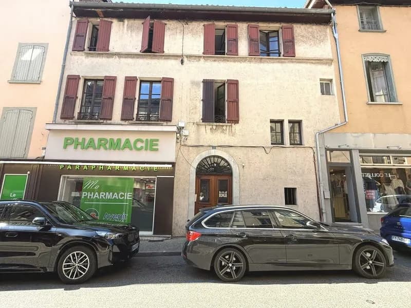 Immeuble - Photo 1
