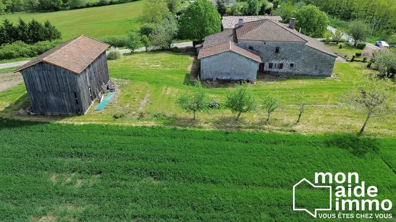 Grand ensemble immobilier à rénover - Photo 1