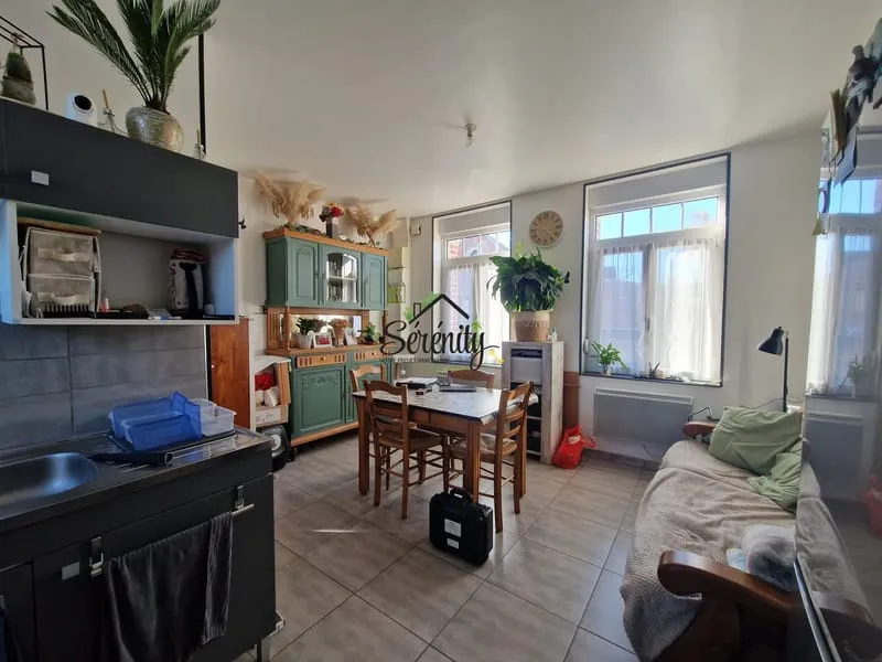 Ensemble immobilier de Rapport composé de 4 T2, d'une habitatio - Photo 1