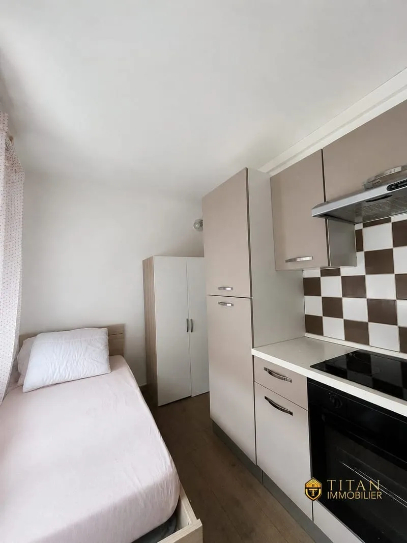 NOUVEAUTÉ - Immeuble de rapport - 9 lots - 10% DE RENTABIL - Photo 1