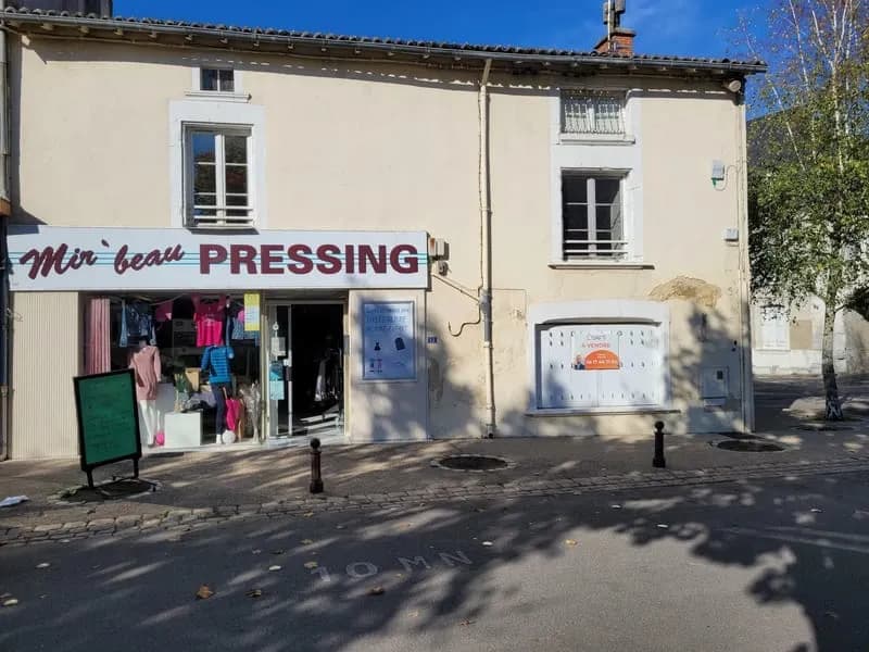 IMMEUBLE 120 M2, MIREBEAU. - Photo 1