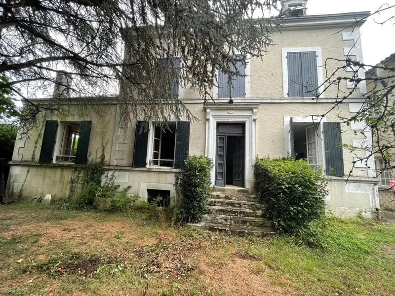 Ensemble immobilier - Photo 1