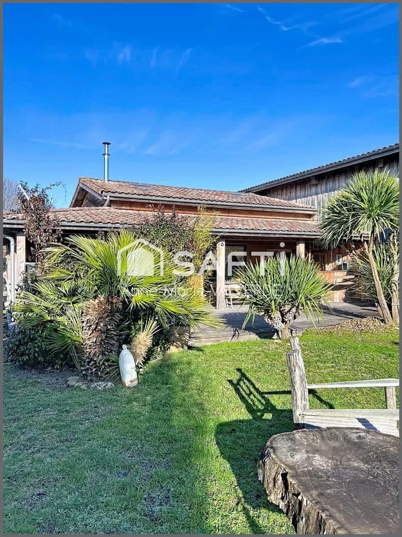 IMMEUBLE DE CARACTÈRE AU PORGE - Photo 1
