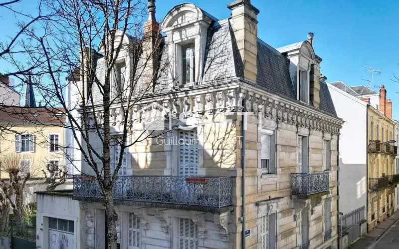 Maison de maître en coeur de ville - Photo 1