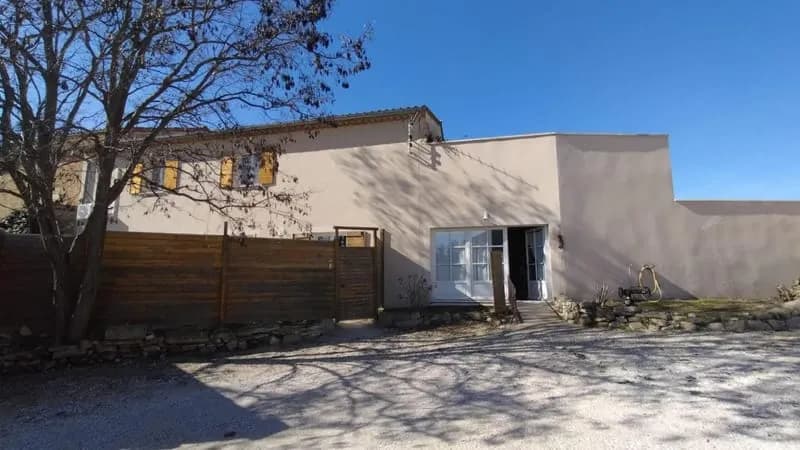 Ensemble immobilier de 2 maisons d'environ 144 m² habitable avec jardin - Photo 1