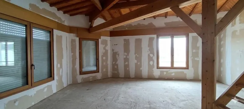 Garage atelier 380 m² à Néré, fort potentiel - Photo 1