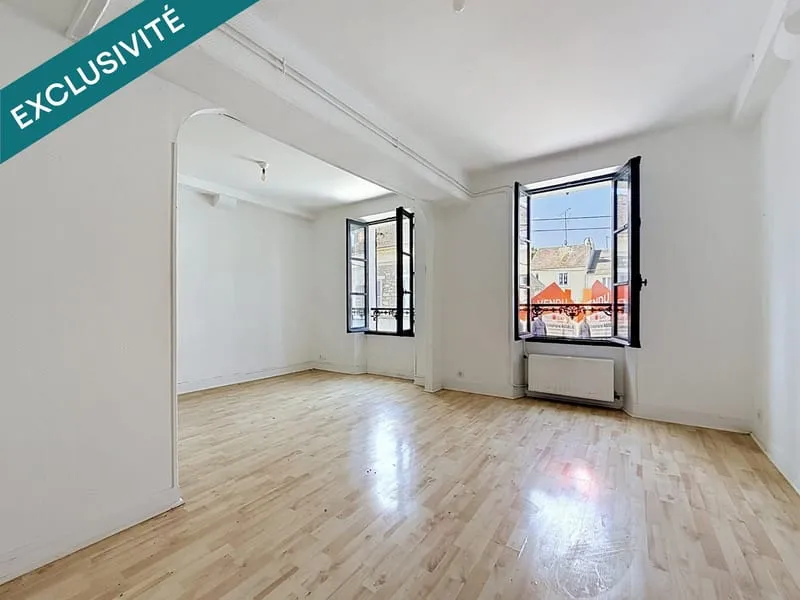 IMMEUBLE DE RAPPORT de 221 m² - Photo 1