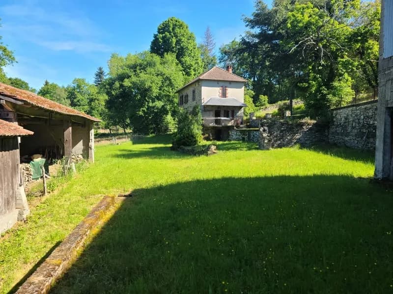 Ensemble immobilier en pierre sans voisins directs - Photo 1