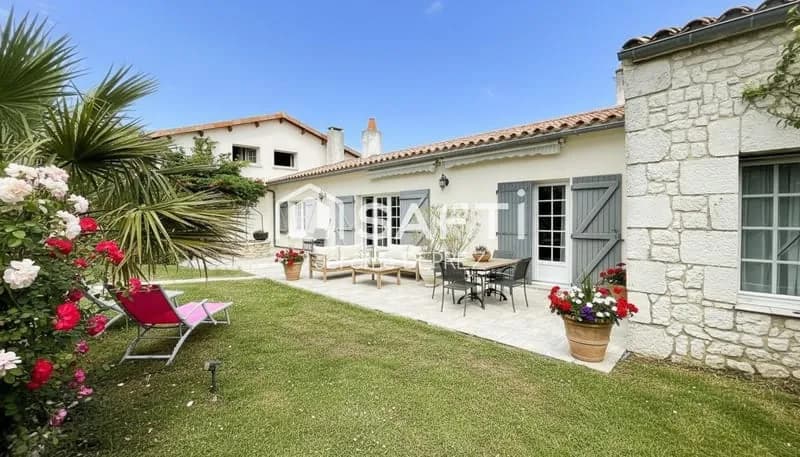 Ensemble immobilier à moins de 10 min de l'océan - Photo 1