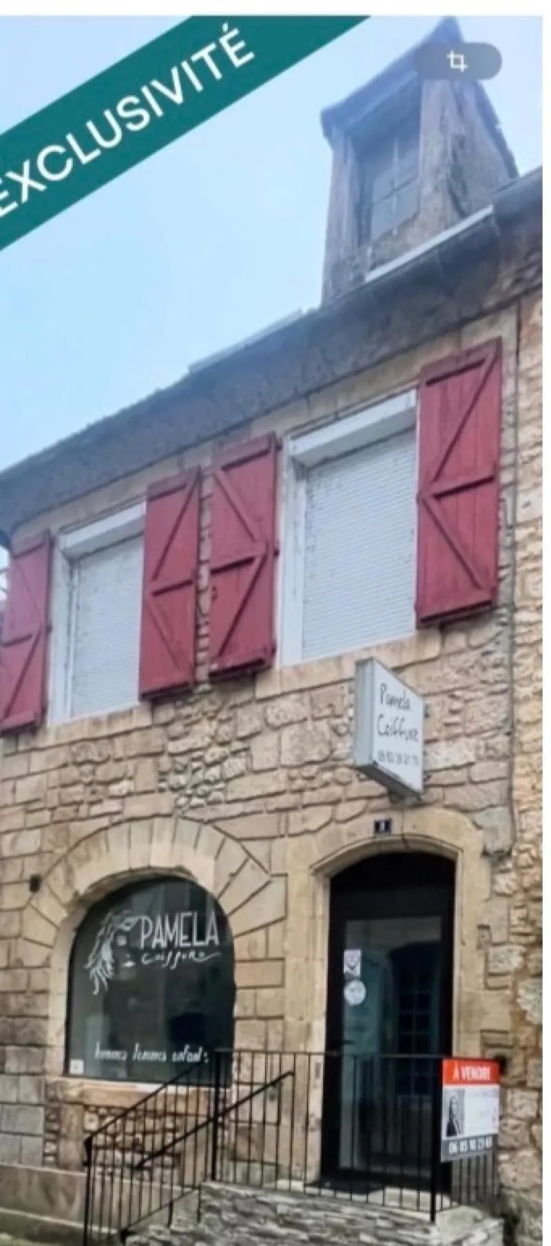 Immeuble en pierre au coeur de la commune du Bugue - Photo 1