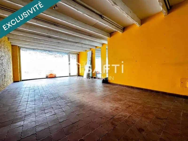Immeuble 2 appartements + local commercial - Photo 1