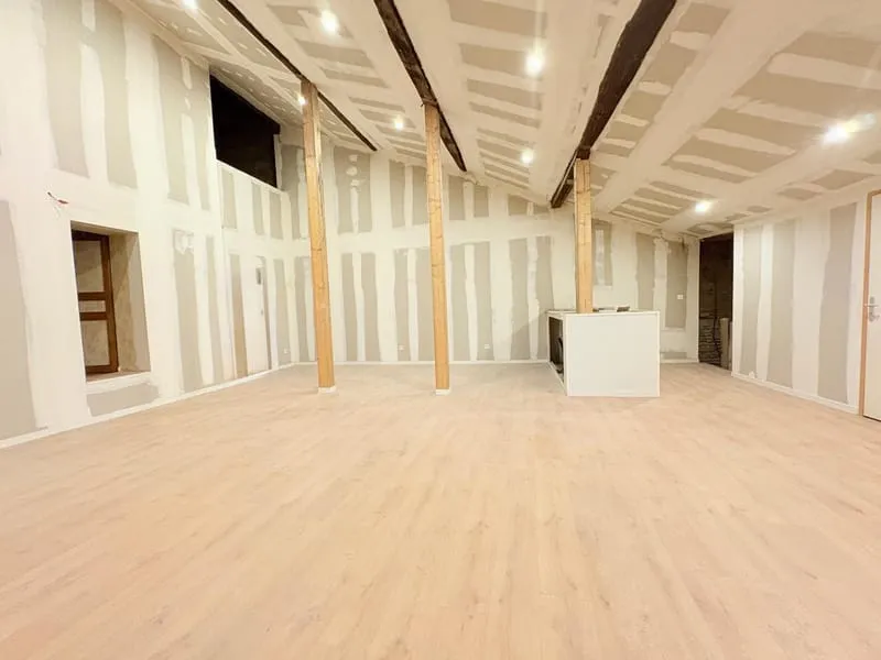 Immeuble mixte - 300m2-habitation et commerce - Photo 1