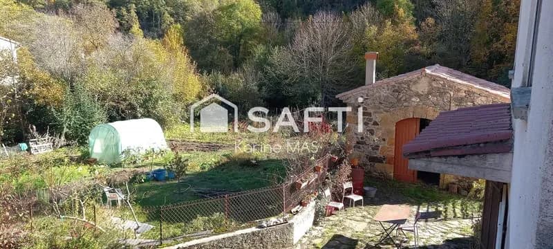 Ensemble immobilier avec jardin - Photo 1