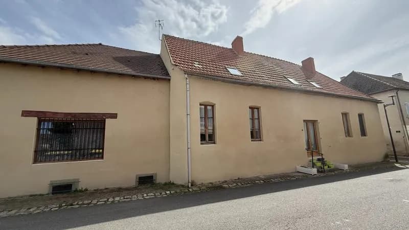 Ensemble immobilier - Photo 1