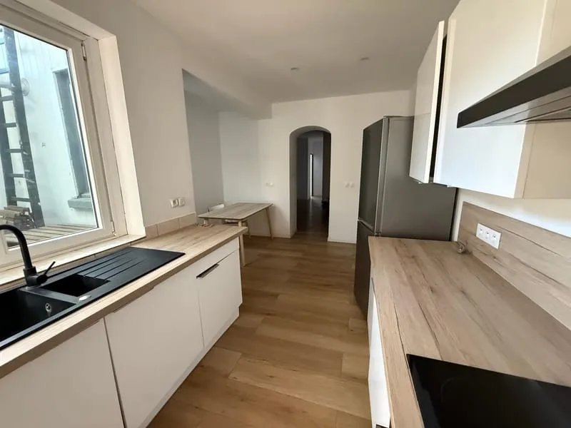 ROUBAIX IMMEUBLE 150 M² 5 chambres - Photo 1