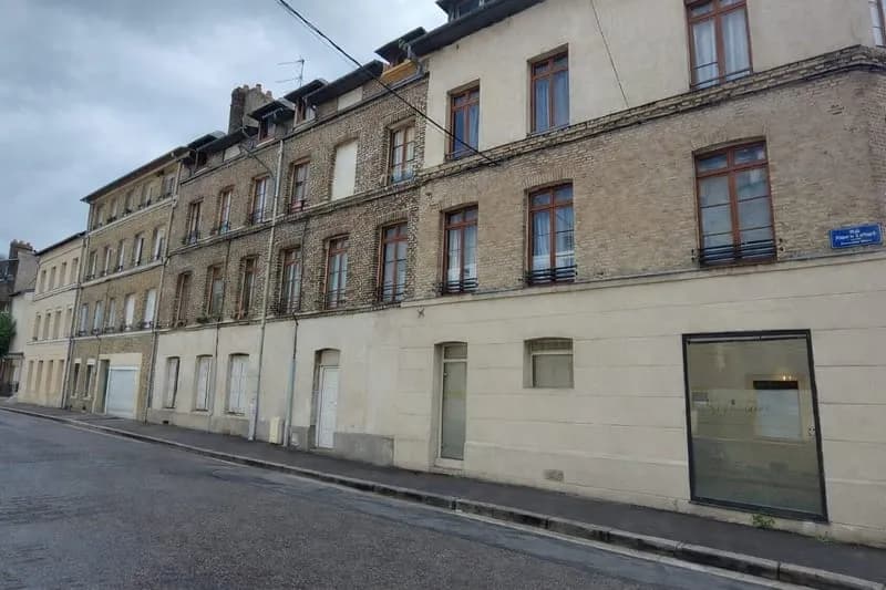 IMMEUBLE DE RAPPORT - Photo 1