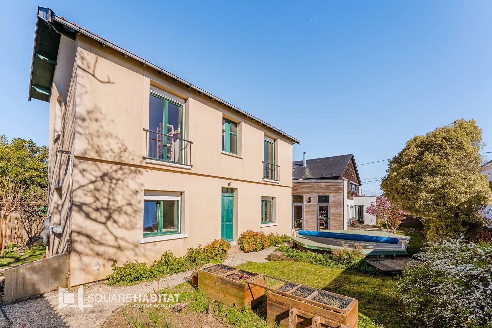 ORVAULT, RARE SUR LE MARCHÉ - ENSEMBLE IMMOBILIER À FORT POTENTIEL - Photo 1