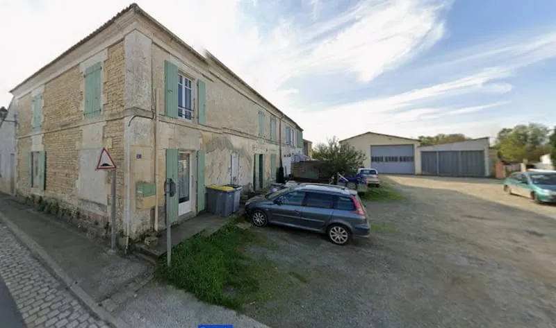 ENSEMBLE IMMOBILIER A LA RONDE - Photo 1