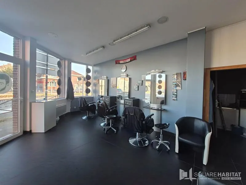 Immeuble de rapport de 2014 emplacement stratégique à Tourcoing - Photo 1