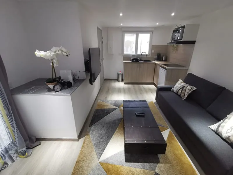 Immeuble Chatellerault 192m2 - 6 logements RENTABILITE 10% - Photo 1
