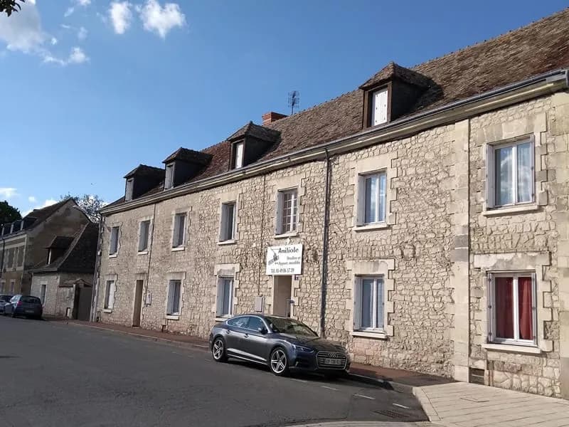 Immeuble La Roche Posay - Photo 1