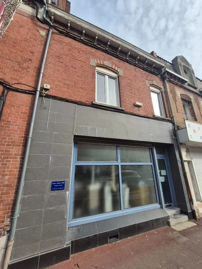 À VENDRE ? IMMEUBLE MIXTE AVEC LOCAL PROFESSIONNEL ET BEAU DUPLEX - emplacement n°1 - Photo 1