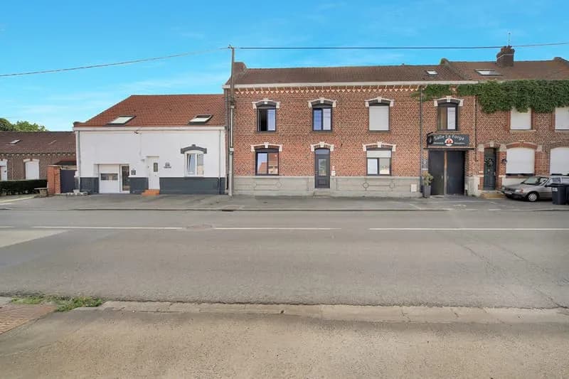 Ensemble immobilier sur Festubert - Photo 1